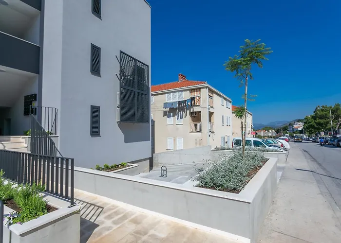 Eni Luxury Residence